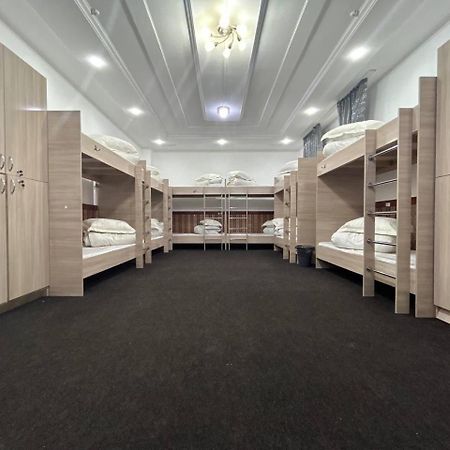 Hostel Star Ałma Ata Zewnętrze zdjęcie